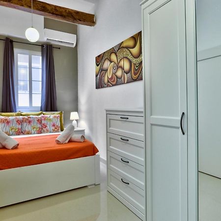 Charming Valletta 1 Bedroom Apartment Off Republic Street Sleeps 4 Exterior foto